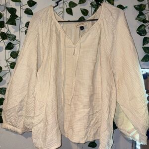 Universal Thread Cream Blouse